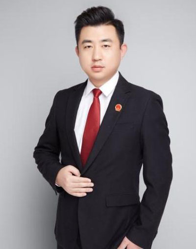 王新成